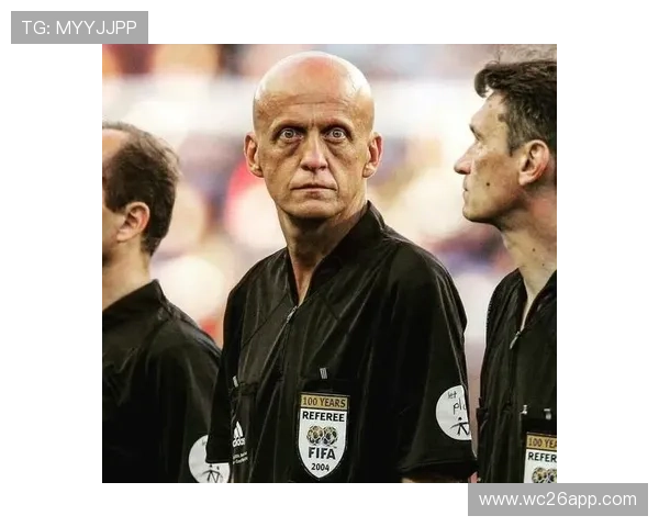 10年世界杯决赛的裁判判罚争议与比赛公正性探讨 10年世界杯决赛的裁判判罚争议与比赛公正性探讨