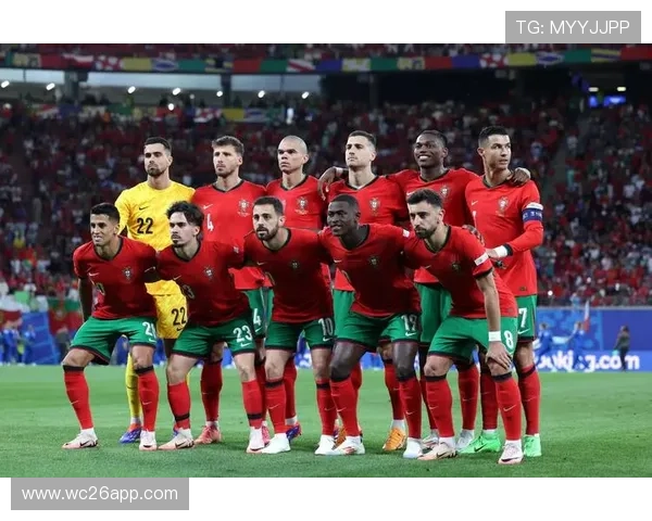 2026年世界杯在加拿大、美国和墨西哥三国联合举办的原因及其对足球发展的推动作用